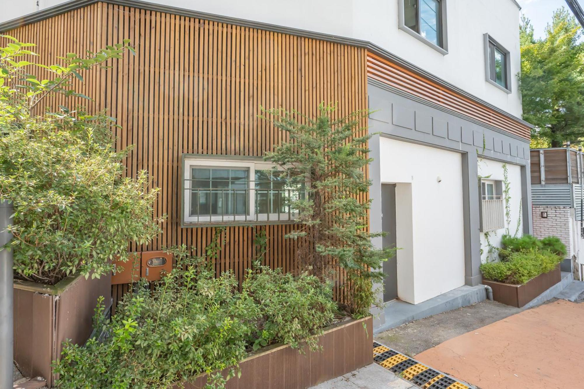 Namsan Story Nine Hotel Seoul Ngoại thất bức ảnh
